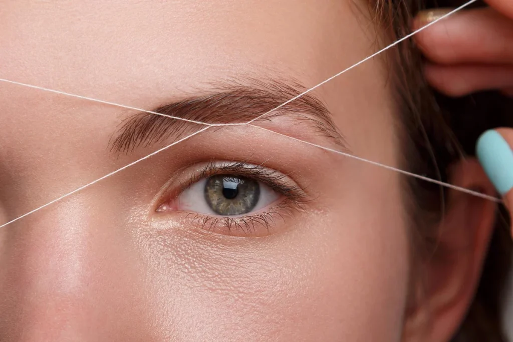 Eyebrow Threading vs Waxing